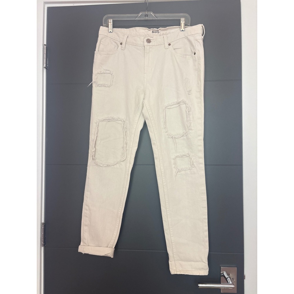 BDG Urban Outfitters Slim Boyfriend‎ Distressed Patch Jeans Ivory Off White